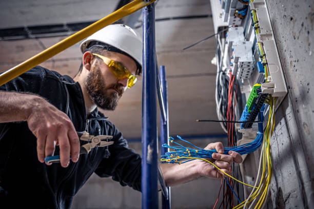 Best 24-Hour Electrician  in Oakland, OR